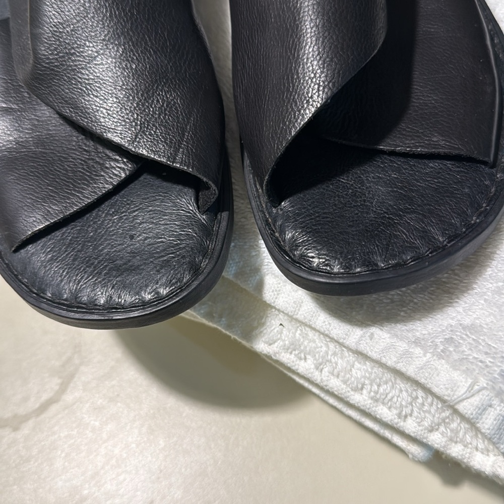 Born ( Iwa) women sandal - Picture 4 of 6